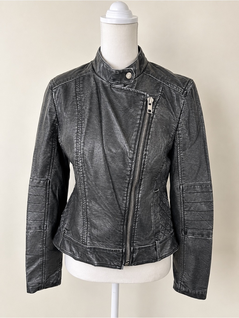▶️ KUT From the Kloth Faux Leather Moto Jacket Women’s S Full Zip Black Classic
